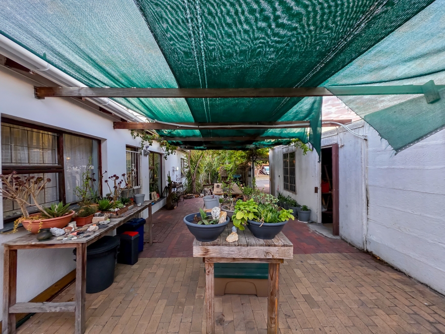 4 Bedroom Property for Sale in Sunridge Western Cape